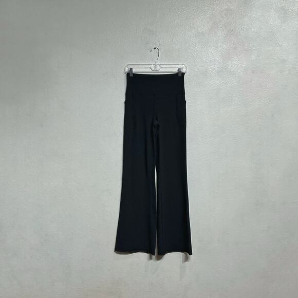 Athleta Black Salutation Stash Rib Flare Leggings Sz M - Picture 2 of 14